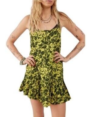 NWT Urban Outfitters Camille Mini Dress Sz Sm